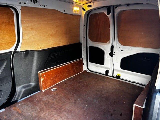 Peugeot Partner image 12
